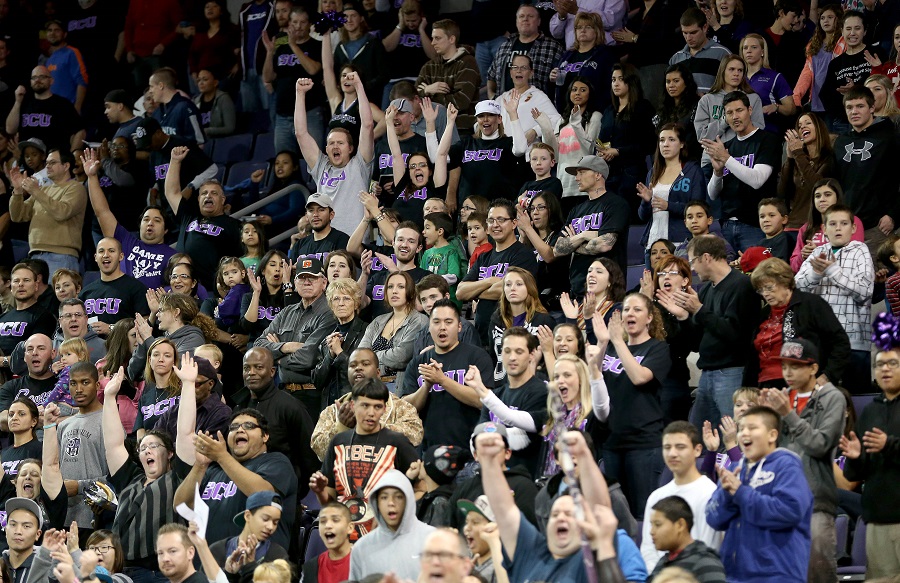 Large group of students cheering